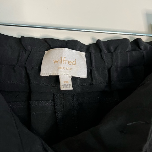 Aritzia Dress Pants - Picture 6 of 12